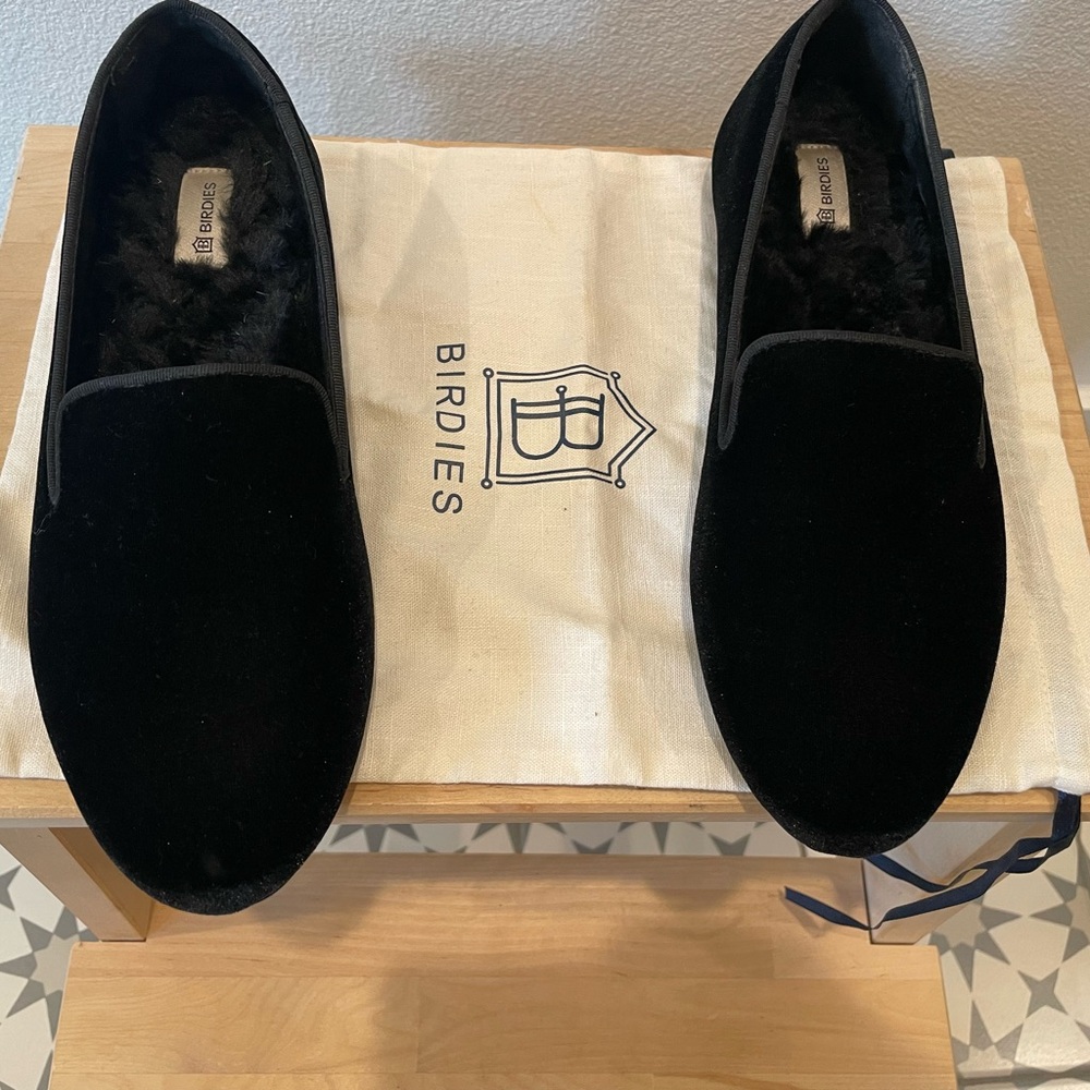 Birdies Womens Black Velvet size 7.5